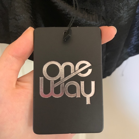 LF Black Halter Top - Picture 4 of 5